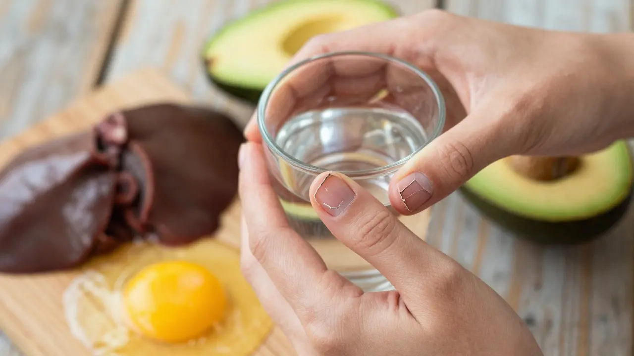 Jaké vitamíny na nehty? Kompletní průvodce pro pevné a zdravé nehty