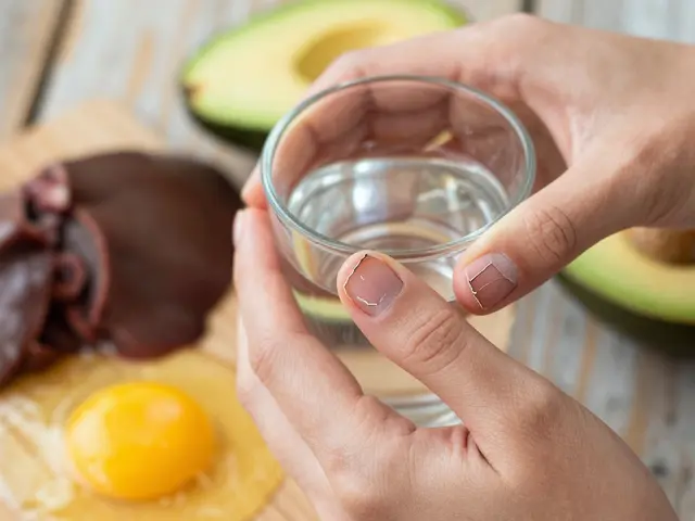 Jaké vitamíny na nehty? Kompletní průvodce pro pevné a zdravé nehty